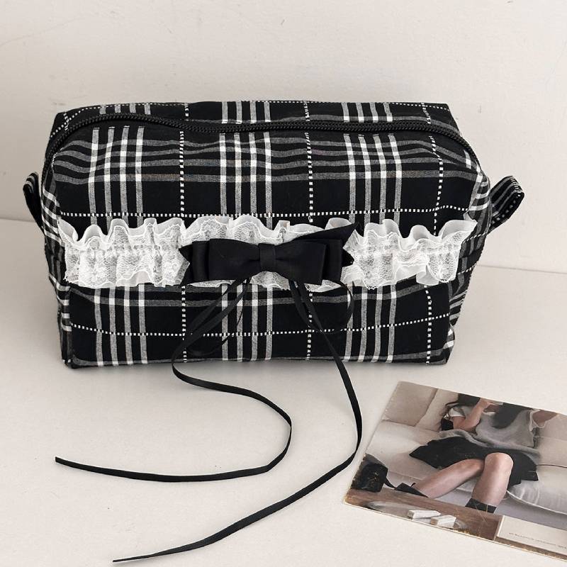 Black White Gingham Lace Cosmetic Bag With Lightweight Design For Women And Men