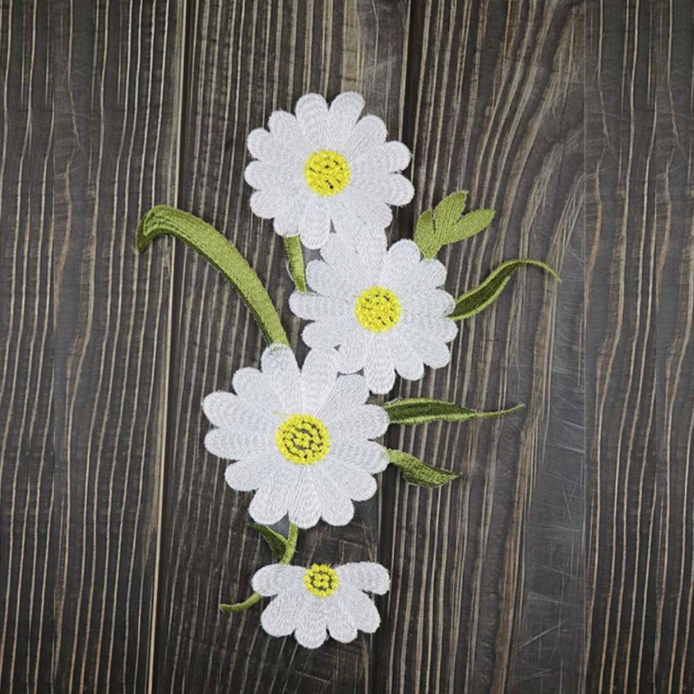 Daisy Clothing Applique Elegant Clothes Patches Flower Embroidered Patches Sewing