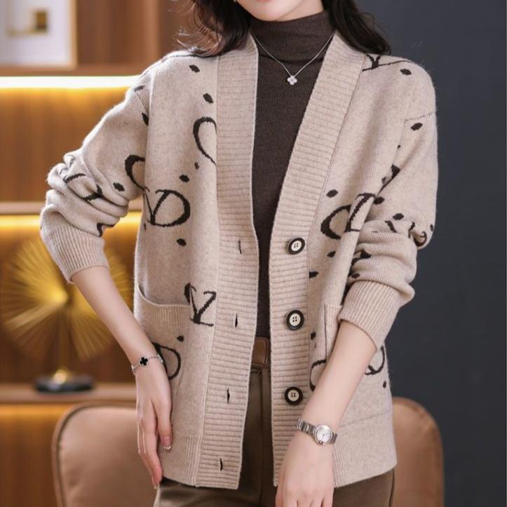 Women's V Neck Printed Knitted Cardigan Autumn Winter Loose Thick Plus Size Sweater Jacket