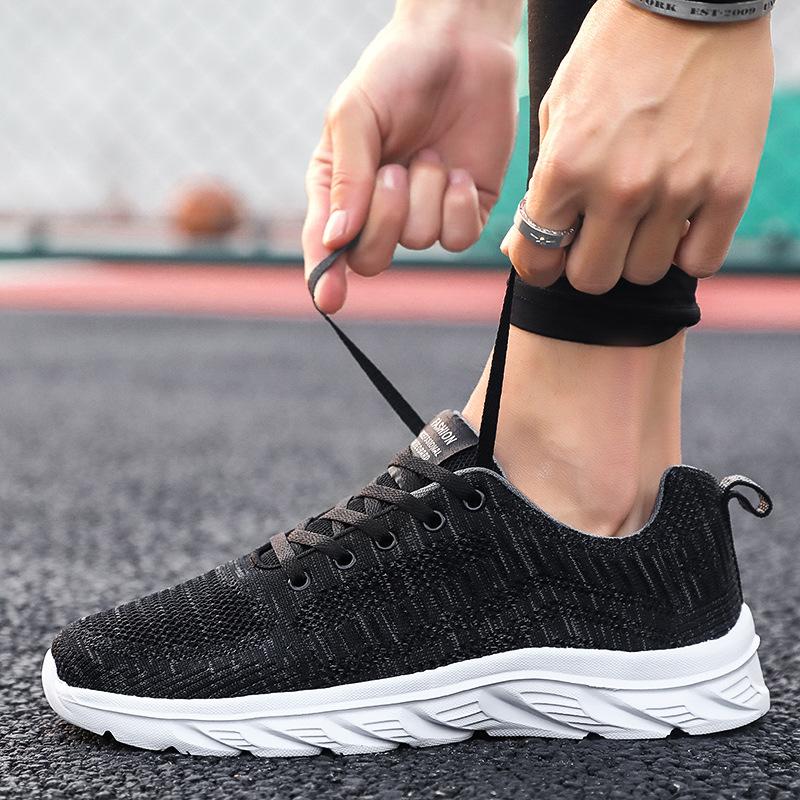 Black brand men's shoes mesh breathable sports shoes soft sole light running shoes men's thick sole comfortable casual travel shoes