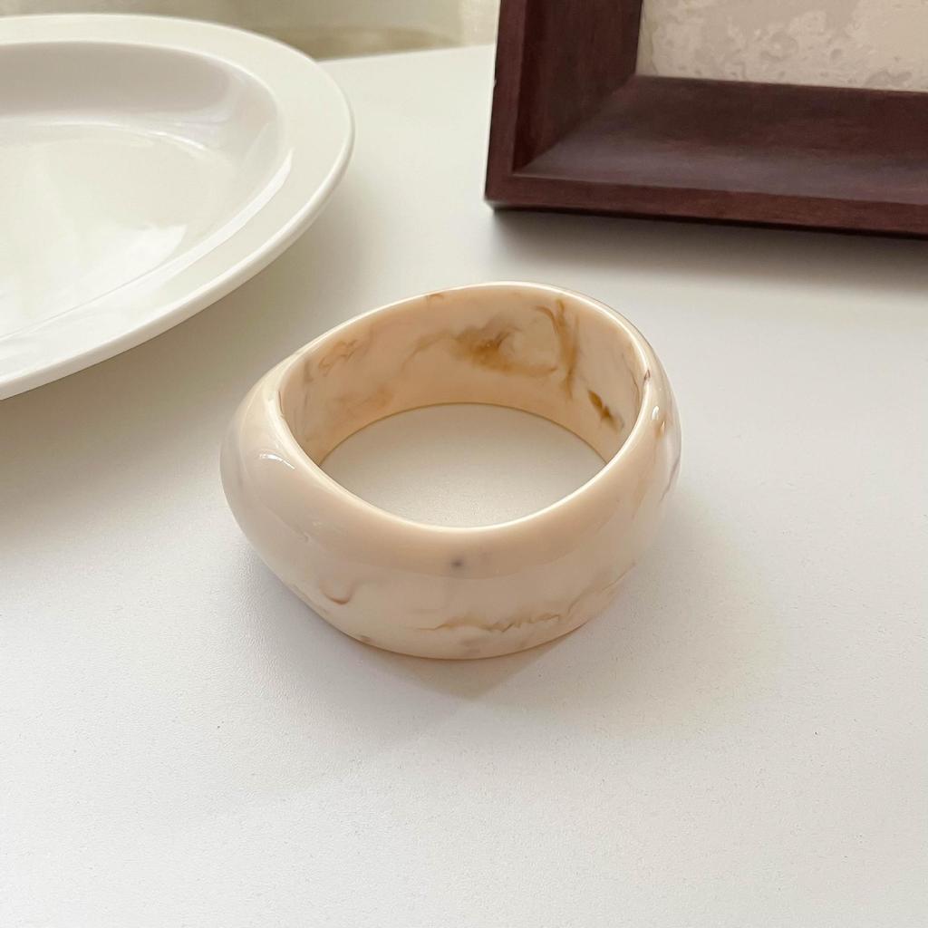 Ombre Resin Bangle: Wide Irregular Design, Vintage Minimalist Style