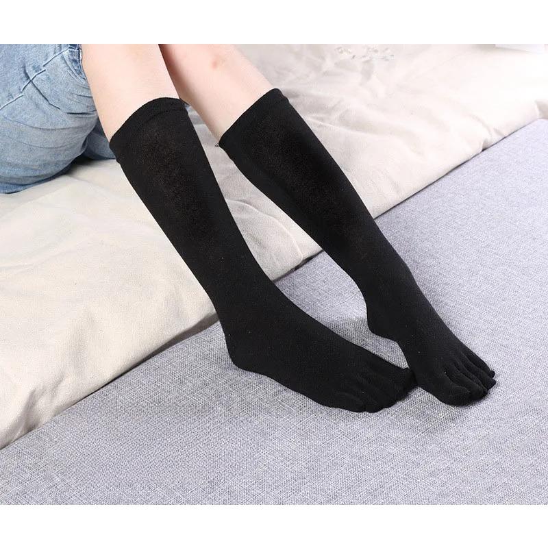 Women Five Finger Long Tube Socks Simple Solid Color Soft Casual Breathable Toe Separated Cotton Socks 5 Toes Socks with Toes