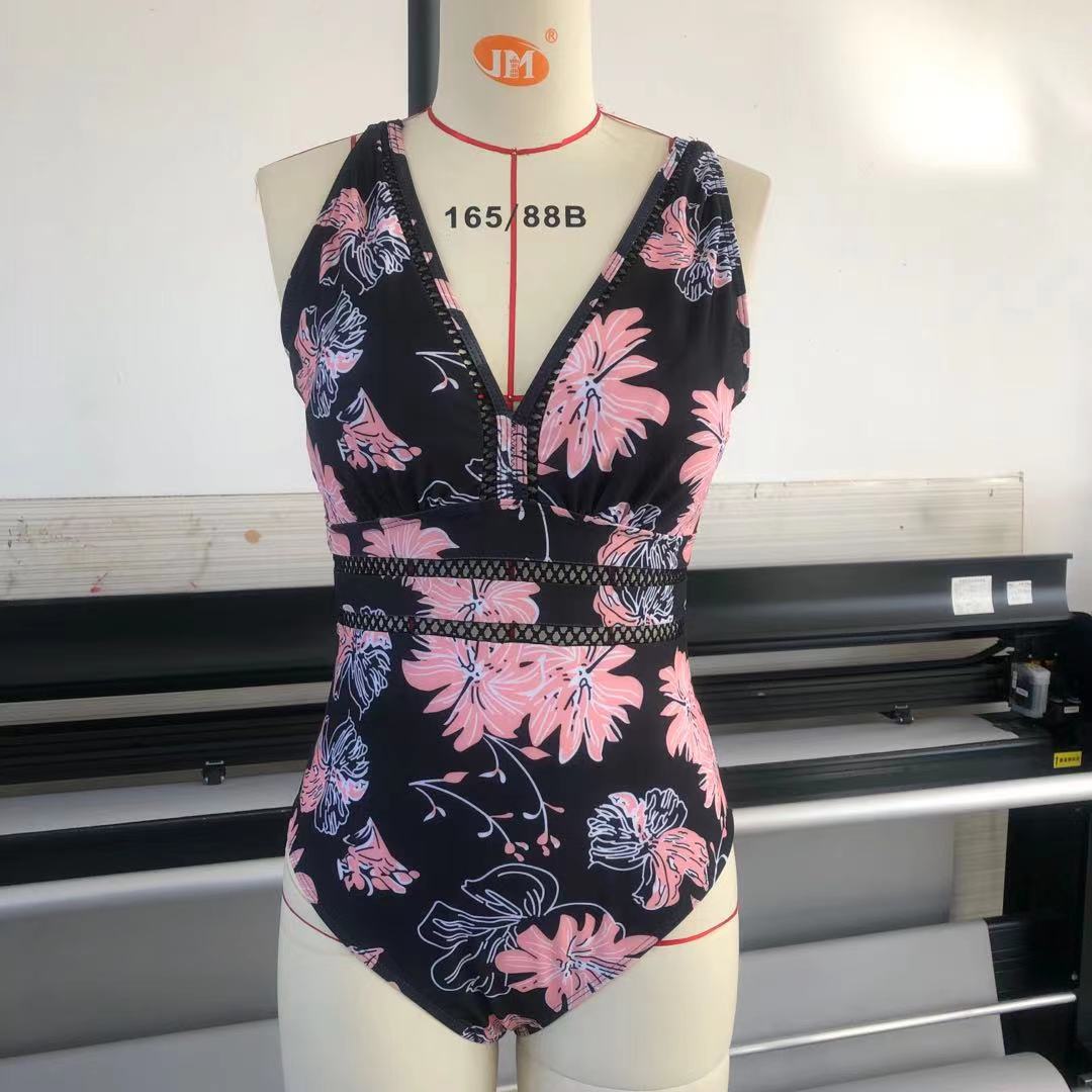 

New women s plus-size one-piece swimsuit, mesh fabric splicing printing and fattening swimsuit bikini 5XL