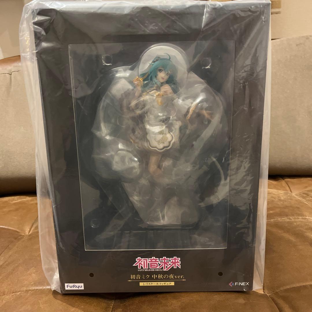 

[USED] Hatsune Miku Mid-Autumn Night ver. 1/7 scale figure