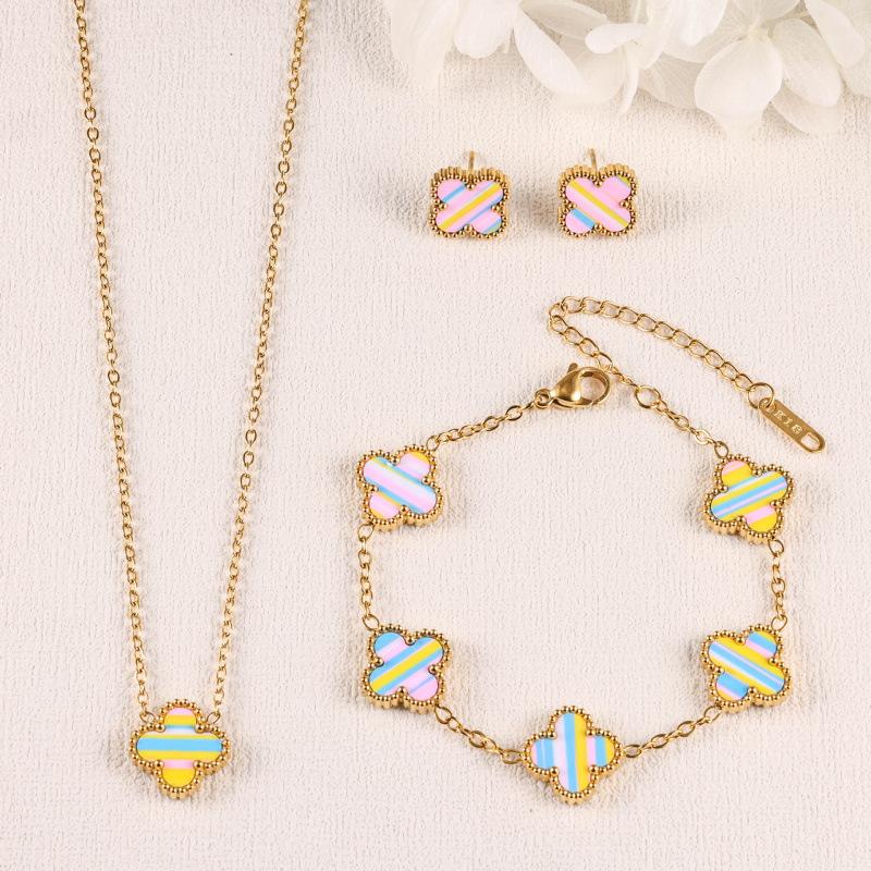 Four-leaf Clover Three-piece Necklace Bracelet and Earring Set - A Luxurious Colorful Fashion Jewelry Set