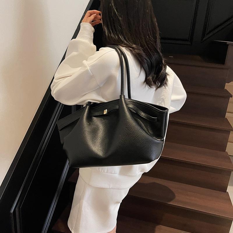 Fashion Handbag Women's New Large-capacity Shoulder Bag
