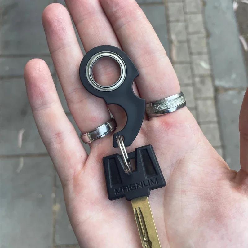 New Keychain Spinner Anxiety Stress Relief Fidget Toys Spinning Noctilucent Key Ring Relieve Boredom Multiple Colors Party Gifts