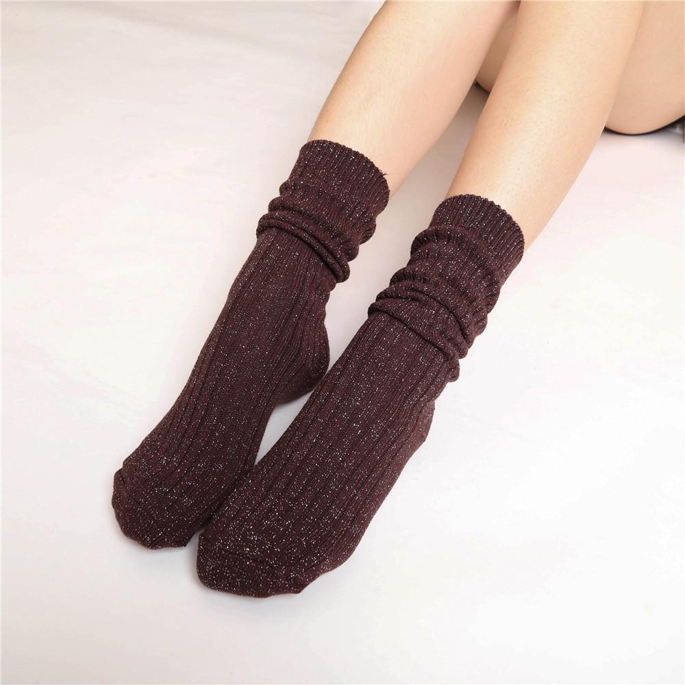 

Вертикальные Тонкие Гольфы Женский Стиль Носить Осень Цилиндр Средние кофейный