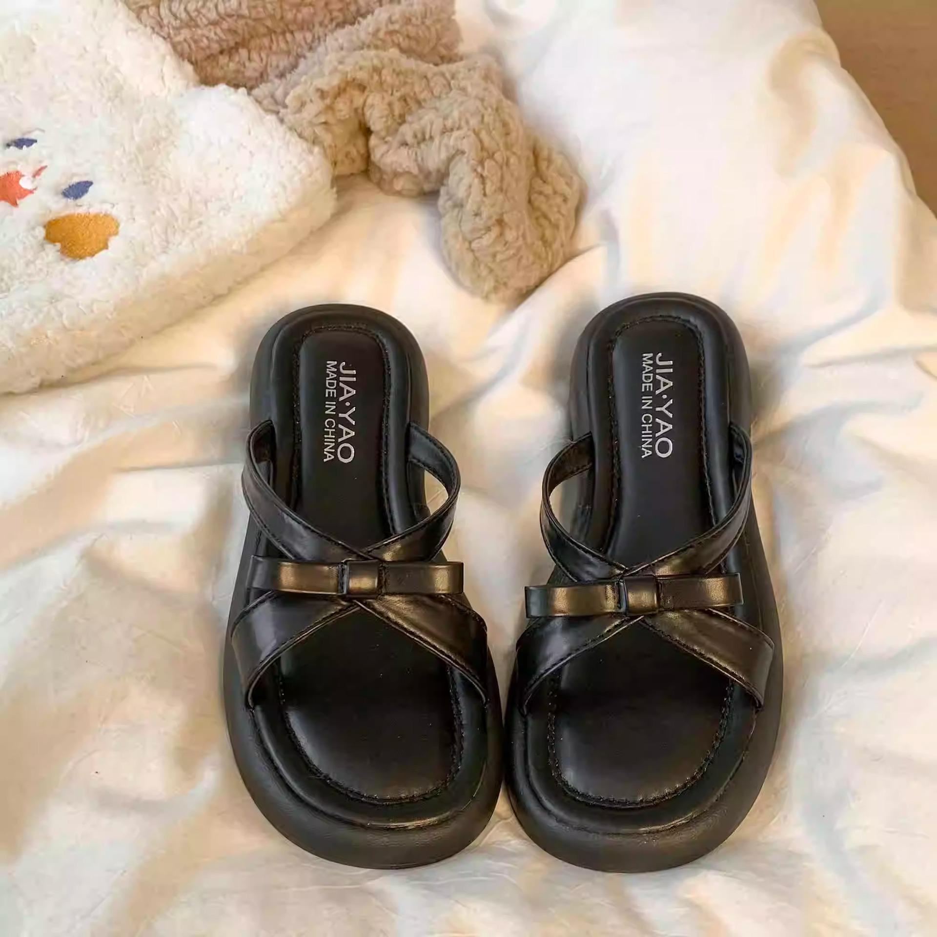 

Fashion silver slippers women s new one-word drag spring and summer niche outer wear platform sandals with skirt cool slippers 40 чёрный