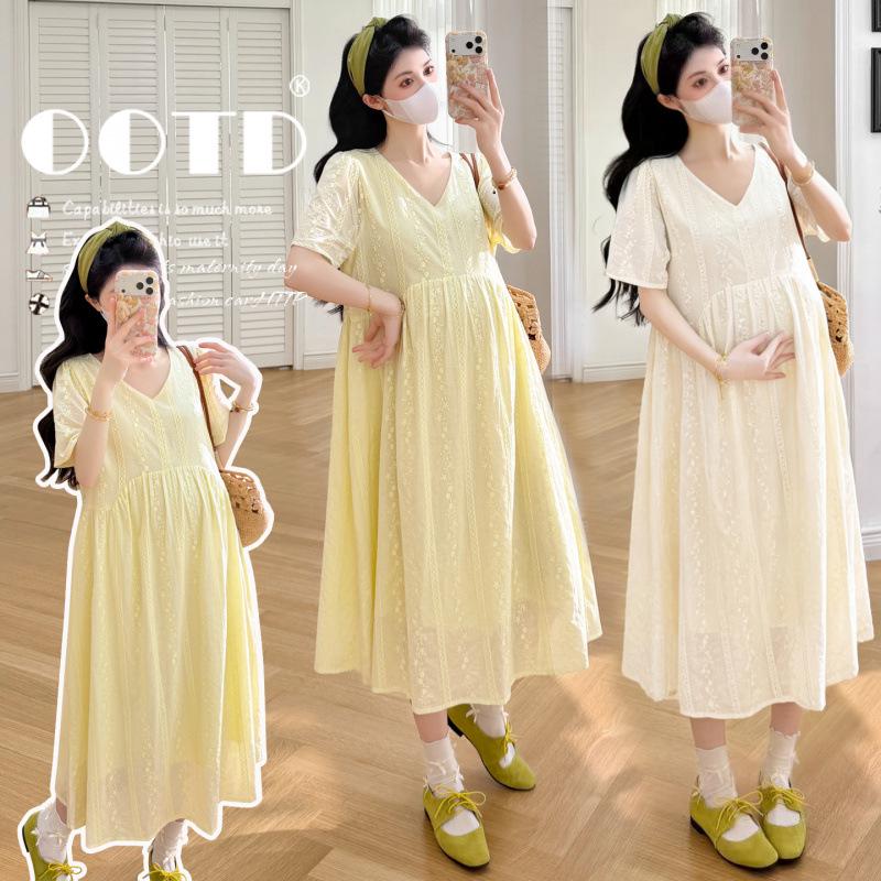 2026 Summer Gentle Style Embroidered Maternity Dress - Elegant, Slimming, and Age-Reducing