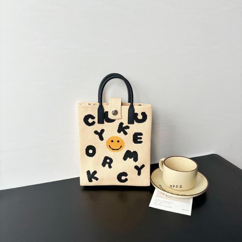 New large-capacity knitted bag, mobile phone bag, niche shoulder messenger bag, high-end, cartoon fashion handbag.