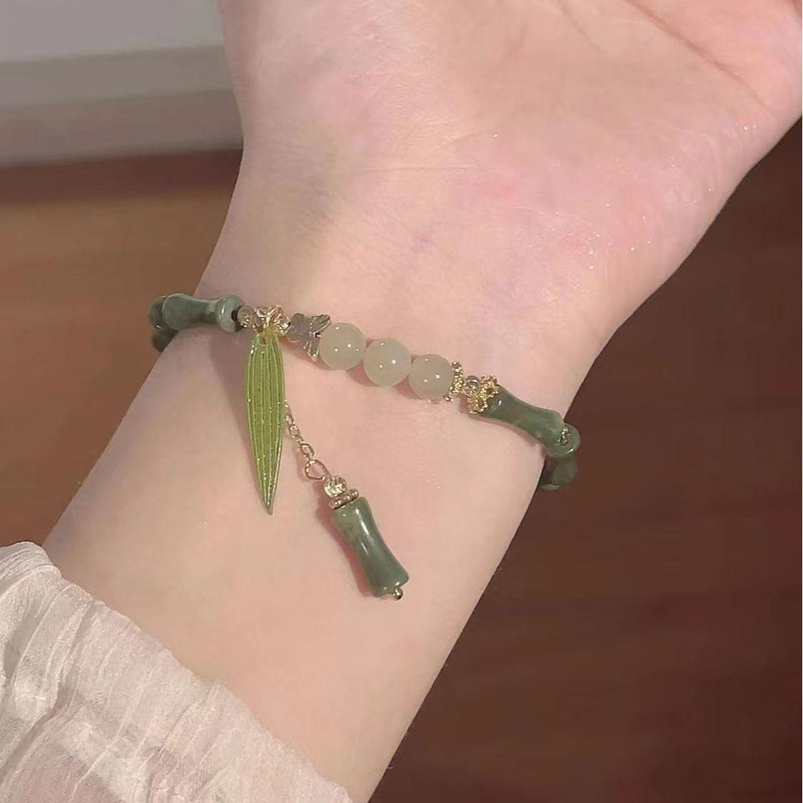 Elegant Bamboo Beaded Bracelet - Retro Chinese Design with Bamboo Leaf Motif, Perfect Gift for Women