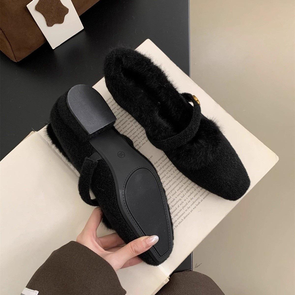 

Meeting woolen goods for the first time, single shoes in the evening, thick heels and velvet, Mary Jane warm cotton shoes 39 чорний