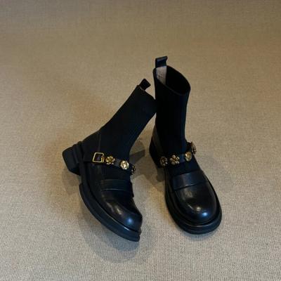 Elastische Strickstiefel für Damen, runde Zehenpartie, dicke Sohle, Metallschnalle, Retro-College-Stil, lässige Herbst-Winter-Stiefel