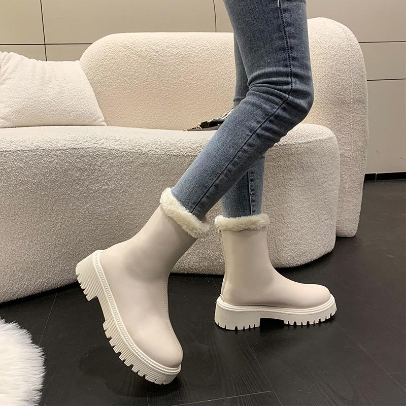 

Autumn and winter new muffin bottom rear zipper large size velvet round Martin boots 42