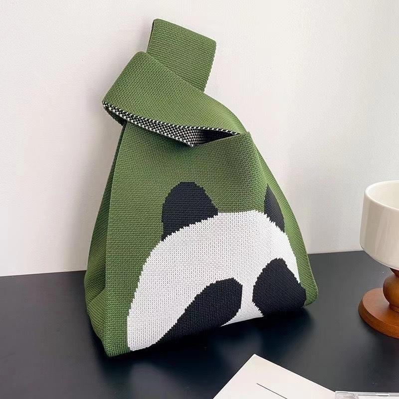 Knitted bag Girls vest bag Small square bag New knitted bag Hand bag Knitted bag Oblique span