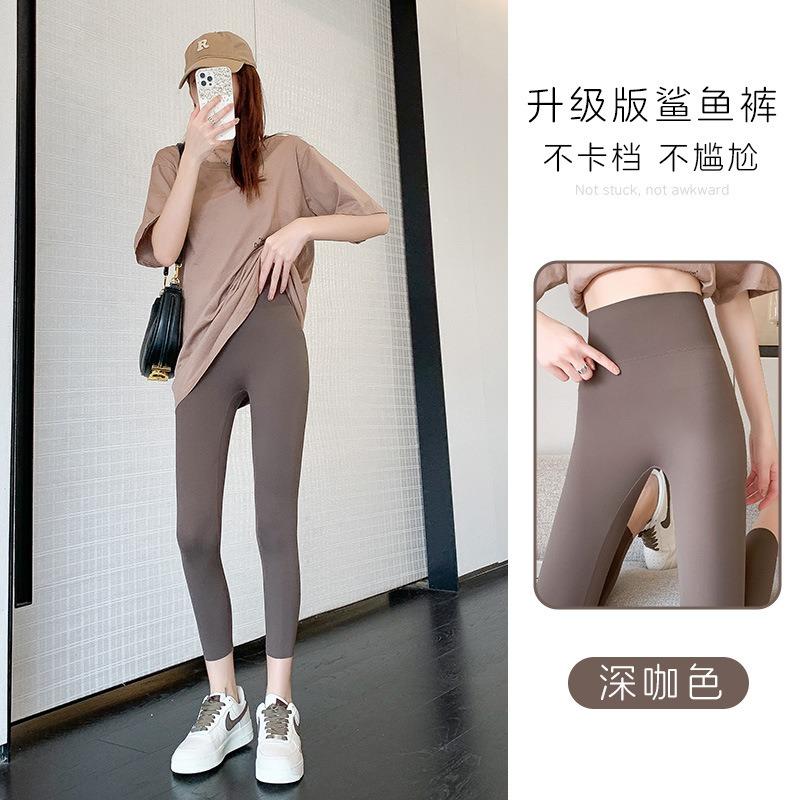 

Маленькие брюки-акулы до семи точек женские летние телесные спортивные брюки для йоги летние тонкие женские брюки Барби без линии смущения XXXL (180-60kg)