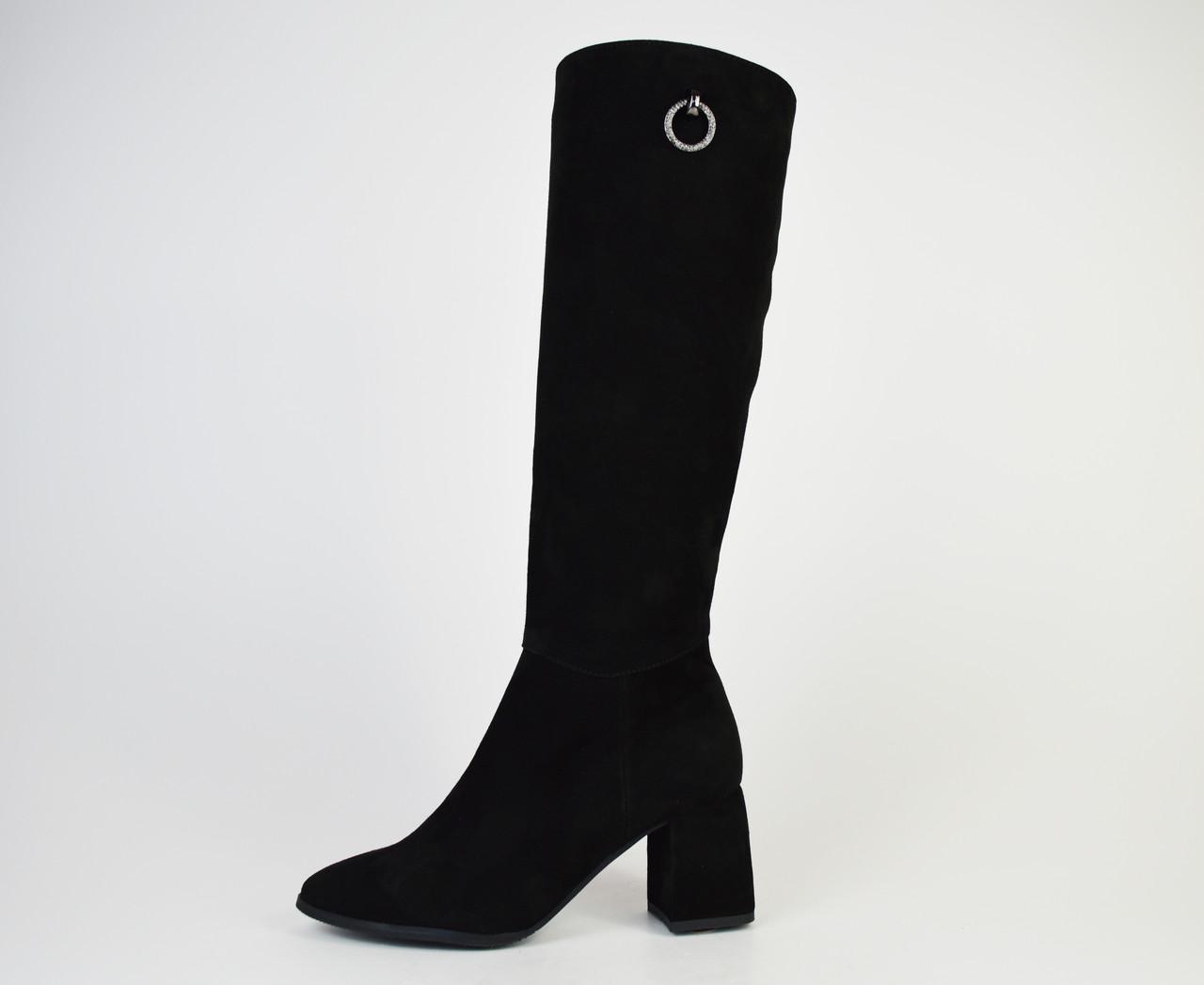 

Чоботи Nivelle 5566 37 Чорні замші 38 чорний