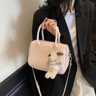 Premium Texture Bowling Handbag Women's 2025 Summer Retro Fashion Versatile Shoulder Bag Commuter Messenger Bag