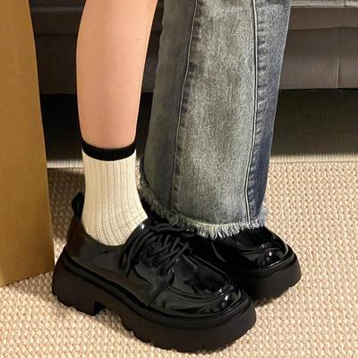 Platformowe małe skórzane buty damskie w stylu college nowe czarne wszechstronne pojedyncze buty