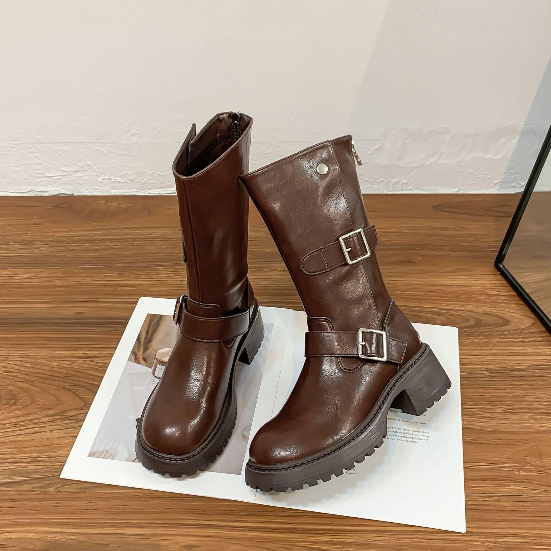 

2025 зима новые сапоги-рыцари с длинным голенищем до колена на толстой подошве, сапоги крутые женские сапоги с ремешком с пряжкой, сапоги в стиле ретро, корейская версия 40 коричневый