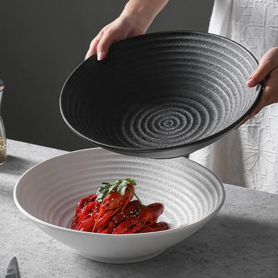 Schüssel keramik westlichen lebensmittel luxus geschirr schwarz und weiß matt einfache home hotel keramik geschirr keramik schüssel suppe schüssel