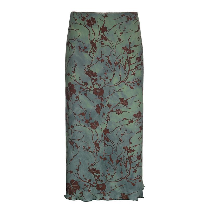 Vintage Green High-Waisted Midi Skirt: Chic, Versatile, and Skin-Brightening