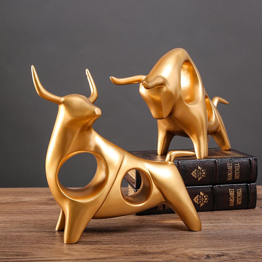 Lucky Gold Cattle Cow Ox Statue Nordic Home Decor Bull Sculpture Desk Ornament Crafts Abstract Animal Figurine Accessories Toys