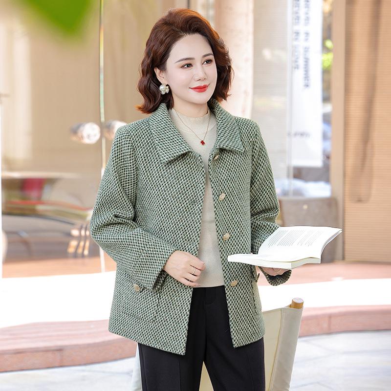 

Mom s 2025 Plaid Woolen Coat: Stylish Fall/Winter Turn-Down Collar for Middle-Aged & Elderly Women 3XL for 125-140 lbs зелений