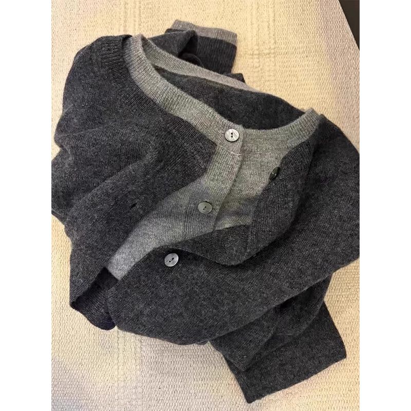 

Gray Fall and Winter Contrast Colors False-Two-Piece Knitting Cardigan Women s Loose round Neck Lazy Sweater Outwear Best Selling Tops Dark gray S