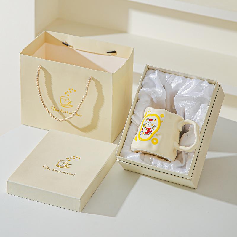 Cupa Ceramică Pisică Norocoasă Desen Animat Cupă Iregulară cu Aspect Înalt Cupă Creativă pentru Lapte/Mic Dejun Suvenir de Deschidere