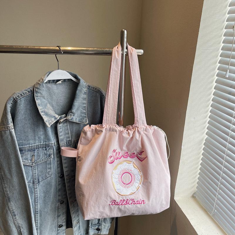 Large Capacity Shoulder Bag Women'S Fashion Embroidery Shopping Bag Donut Niche Environmental Protection Bag Commuter Messenger Bag Tide
