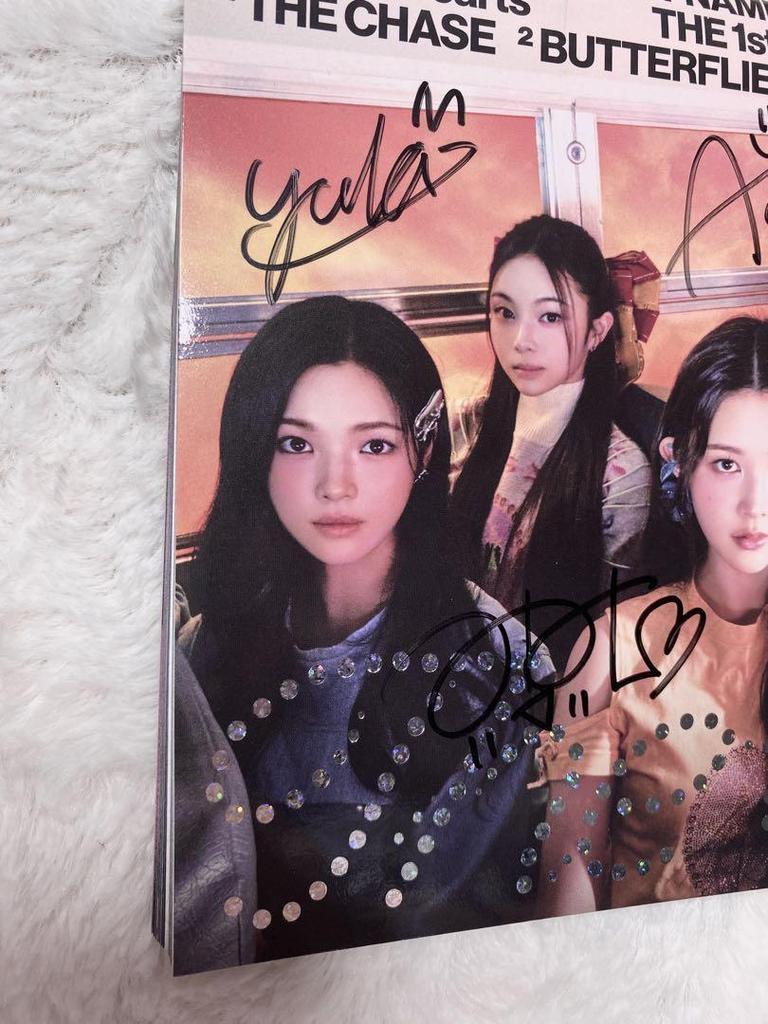 [USED] Hearts2Hearts THE CHASE autographed album
