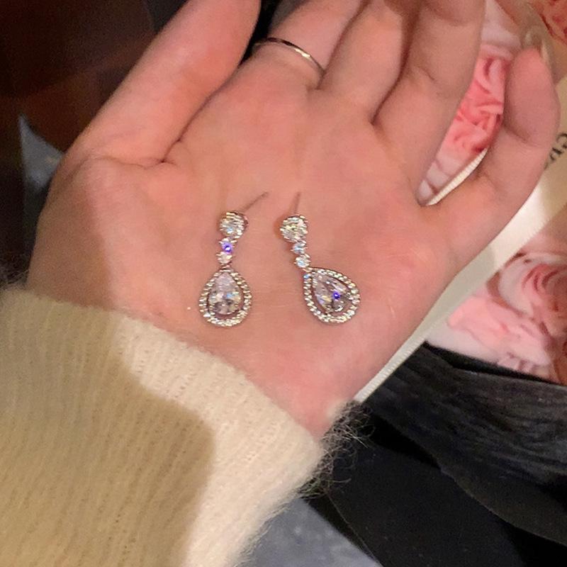 

Изысканные серьги-капли из серебра S925 пробы с цирконием для женщин - легкий роскошный нишевый дизайн