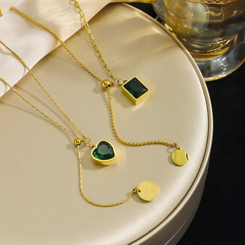 Fashion Green Diamond Pendant Copper Necklace Women's Sporty Light Luxury Niche Design Bamboo Chain
