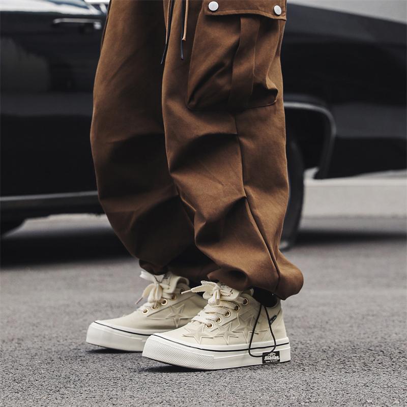 Fashion 2024 Autumn Winter Low Top Casual Breathable Trend Board Shoes Unisex Sports Skateboarding Shoes Fashion Vulcanized Shoes Men