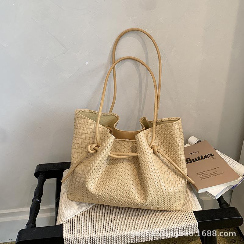 Korean Version Of The New Large-Capacity Bag Women'S Underarm Commuter Bag Woven Tote Bag Simple Shoulder Mother And Child Bag Women