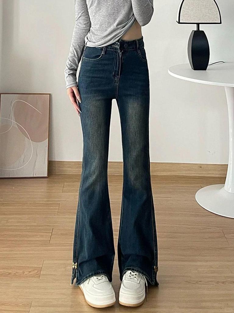 Black High-Waisted Slimming Micro-Flare Jeans for Plus-Size Pear-Shaped Women - 2025 Autumn Collection