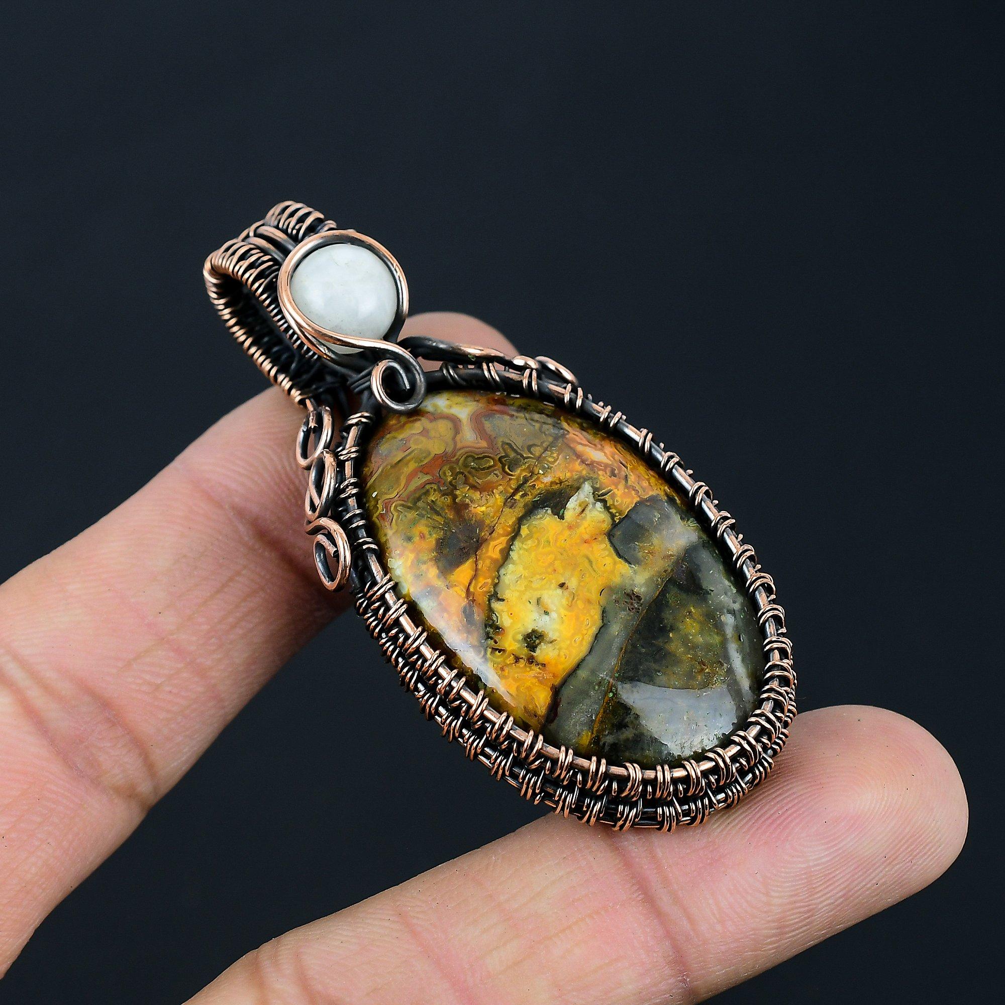 

Сумасшедший кружевной агат и лунный камень, драгоценный камень, ручная работа, ювелирная подвеска из чистой медной проволоки для женщин 2.60 Inches жёлтый