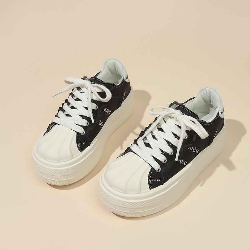 Женские кроссовки — фото 5