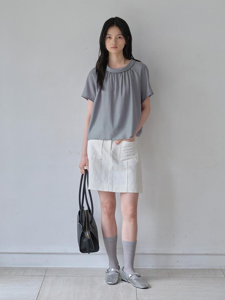MOAT Jane Shirred Blouse (Grayish Blue)