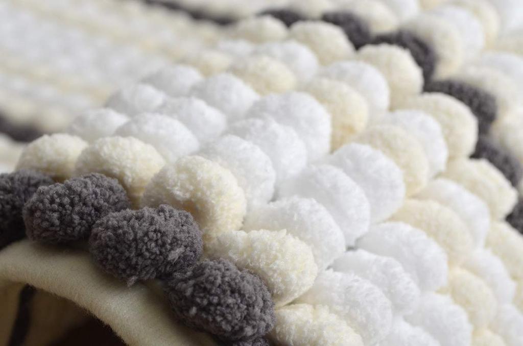 IKEHIKO Pekora Bath Mat, Antibacterial, Odor-Resistant, High-Weight, Plush, Non-Slip, Absorbent, Approx. 35 X 50 Cm, Ivory #3487709