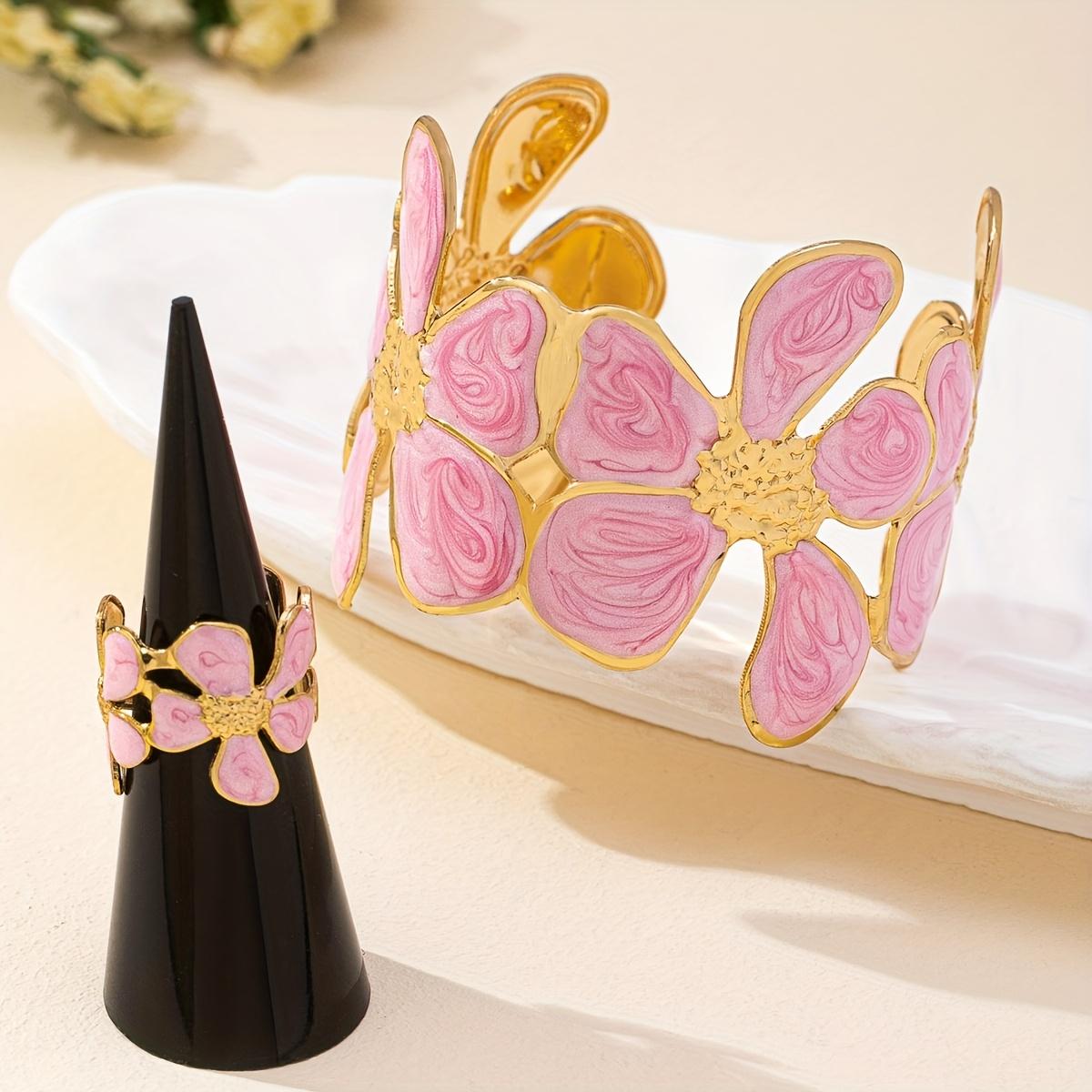 

Модные украшения для женщин