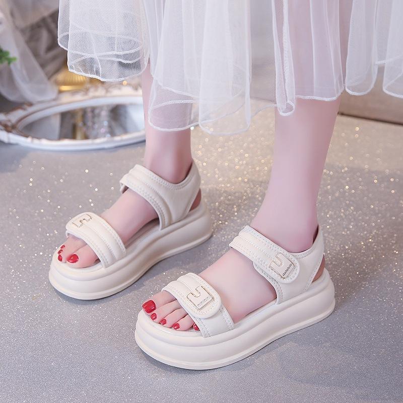 Student sports sandals women's summer 2025 new versatile thick-soled soft-soled outer wear casual fashion beach sandals women