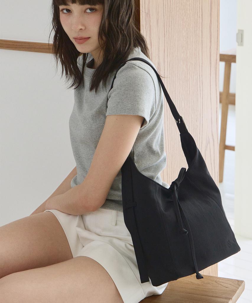Ndod Small Flow Bag [Black]