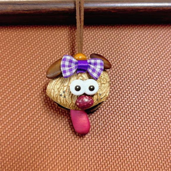 

Indonesian Fruit Shell Bell Pendant: Hand-Crank Decompression Sound Therapy Wind Chime