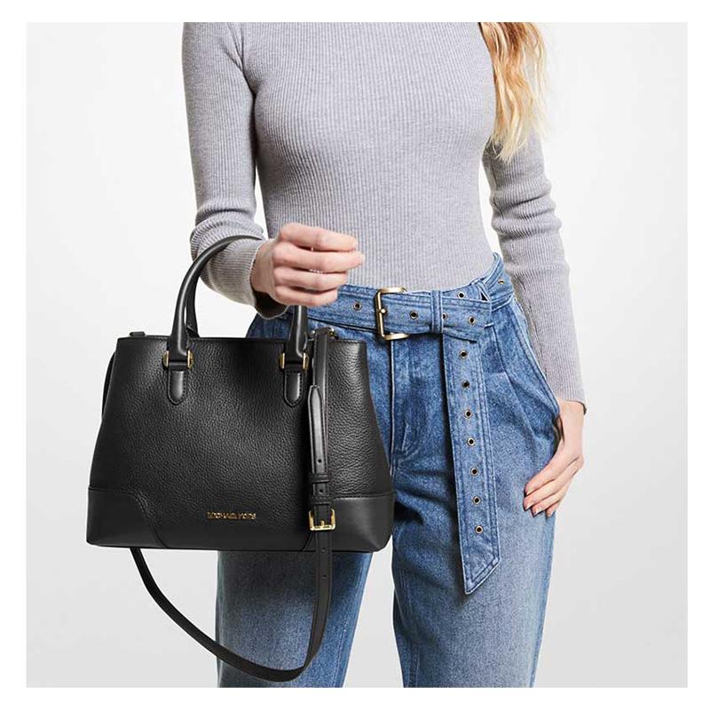 Michael Kors Crosby Classic Commuting Elegant Gold Logo Leather Handheld Shoulder Crossbody Bag Women's Black