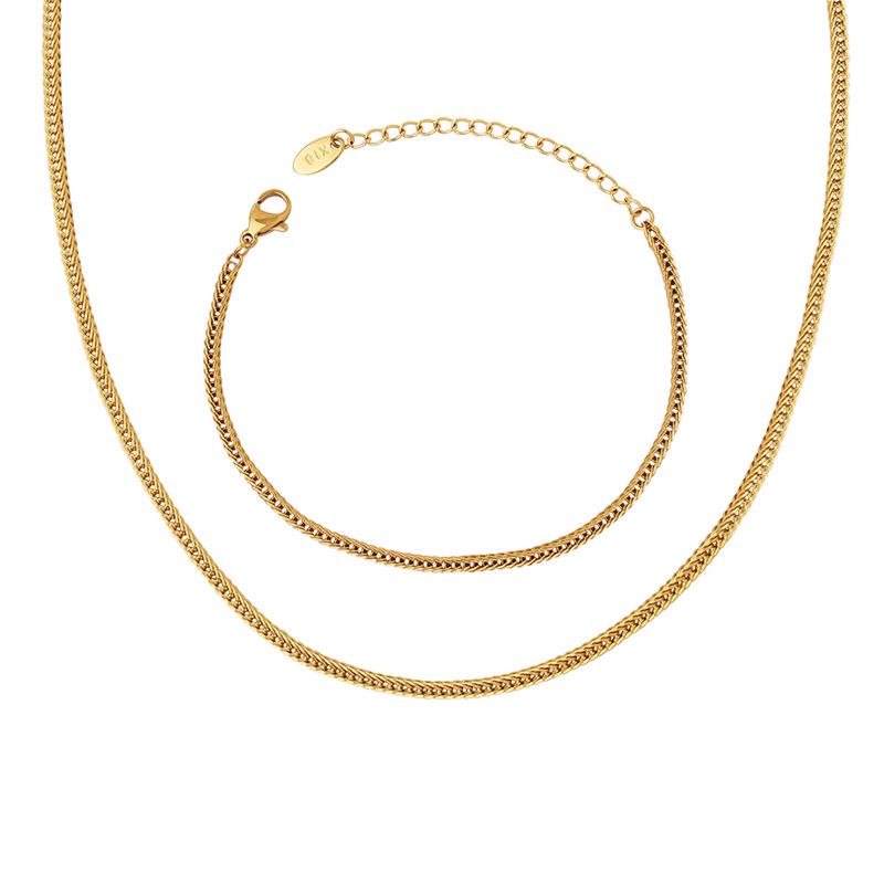 Marka 18K Gold-Plated Titanium Steel French Hollow Clavicle & Bracelet Set - Non-fading Minimalist Jewelry