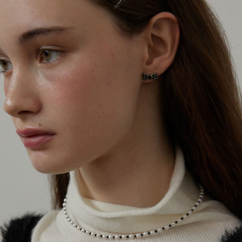 LOVE ME MONSTER Pearl & Onyx Mix Necklace (L244MNK010)