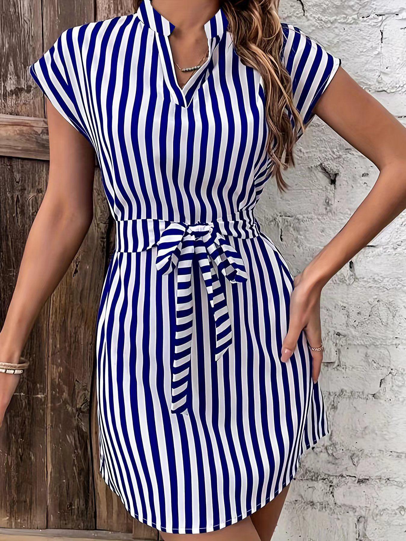

2026 Spring/Summer Women s Bat Sleeve Striped Lace-up Dress for European and American Markets Extra Large синий